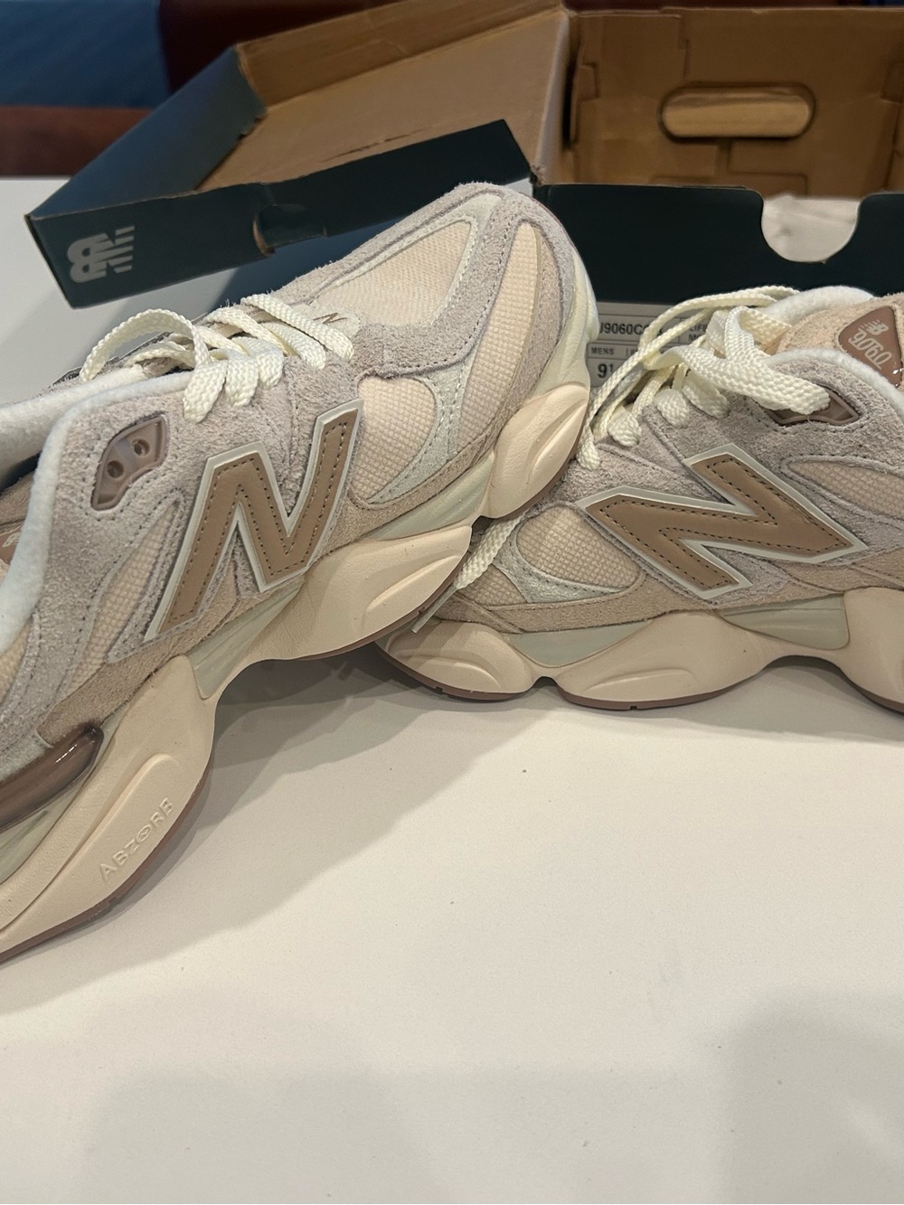 New Balance Women's Cream and Tan Chunky Sneakers